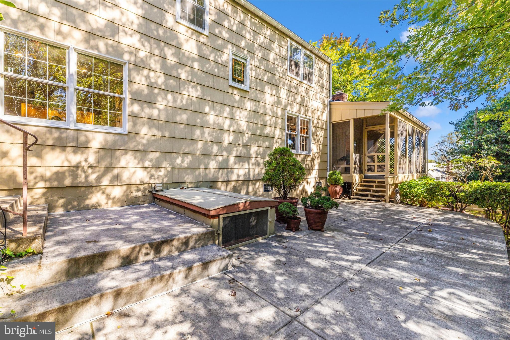 5433 Shookstown Road Frederick, MD 21702 - Photo 34 of 43 Large Patio Area