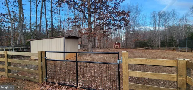 $450,000 | 195 Shannon Glen Drive, Louisa, VA 23093