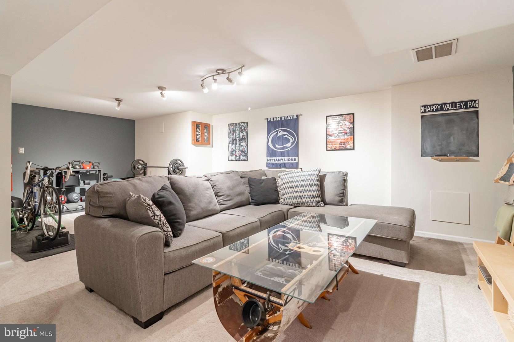 118 Gordon Road Glenside, PA 19038 - Photo 14 of 22 Gallery Image 14