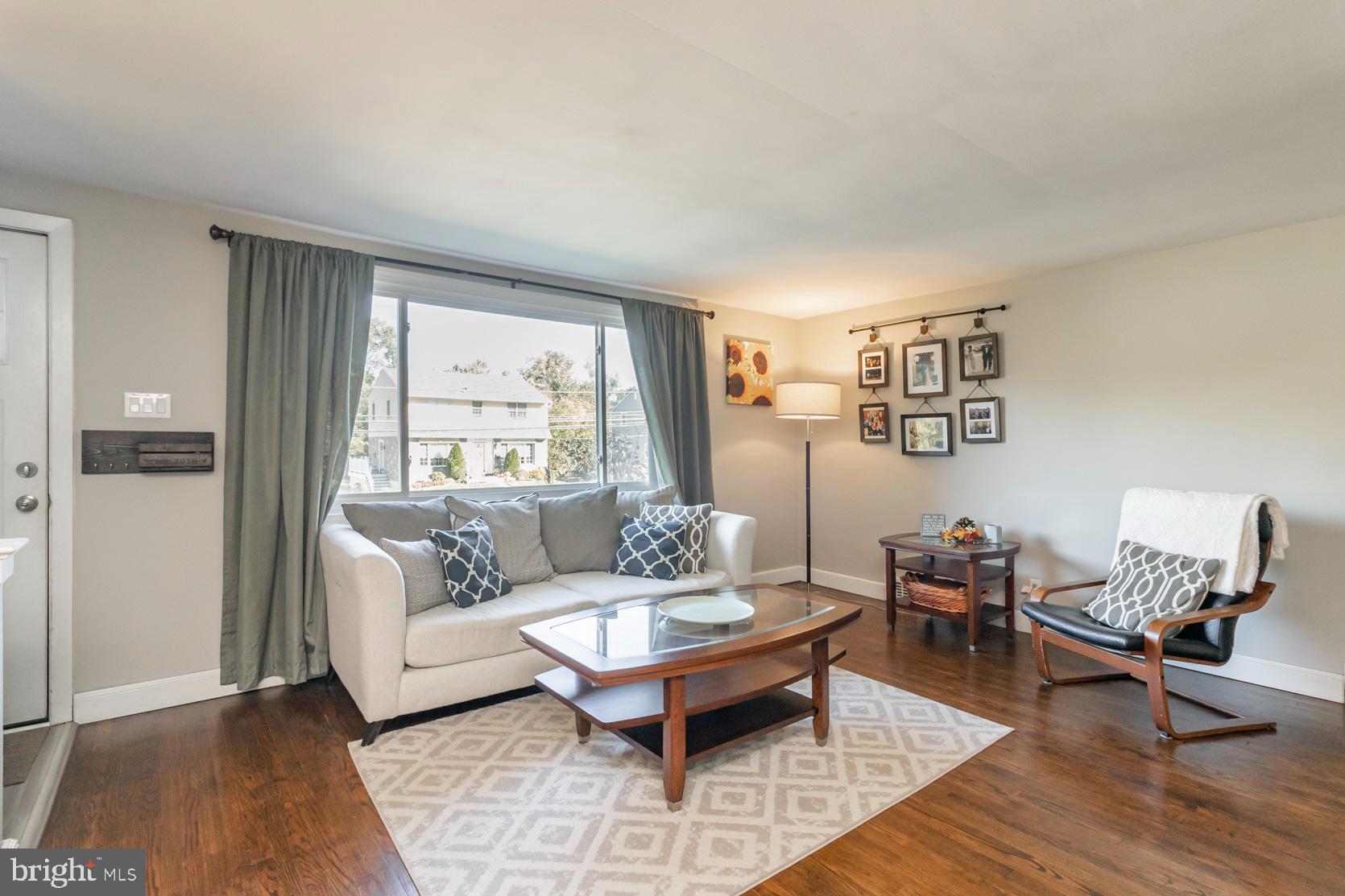 118 Gordon Road Glenside, PA 19038 - Photo 4 of 22 Gallery Image 4