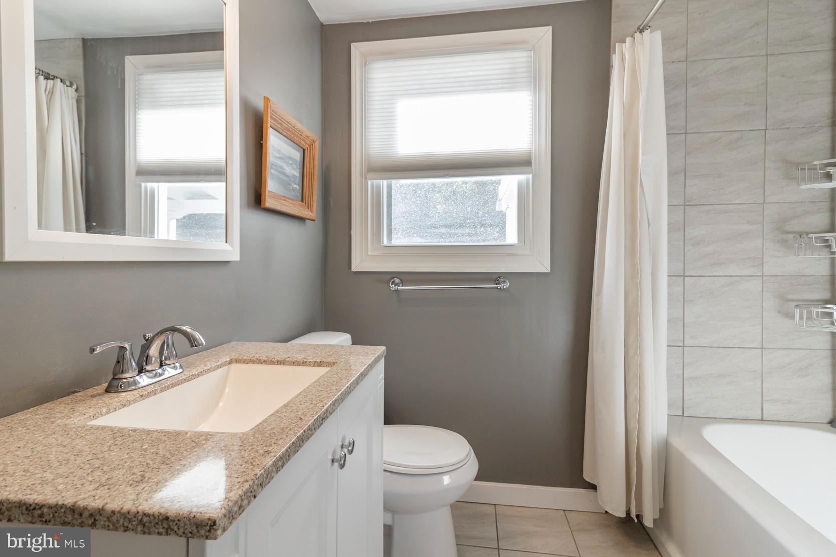 118 Gordon Road Glenside, PA 19038 - Photo 10 of 22 Gallery Image 10