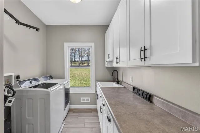 $675,000 | 60 South Creek Drive, Troy, MO 63379