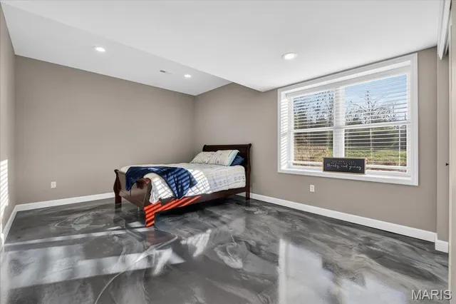 $675,000 | 60 South Creek Drive, Troy, MO 63379