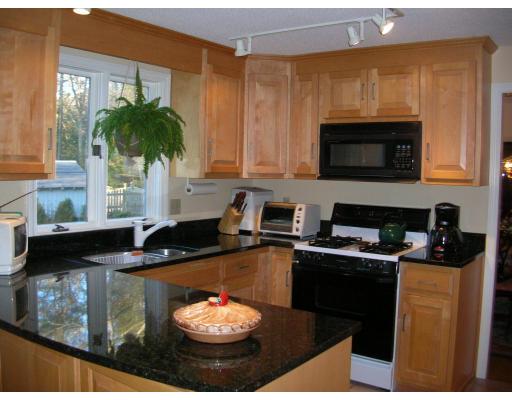 14 Montaup Road Sharon, MA 02067 - Photo 6 of 26 Gallery Image 6