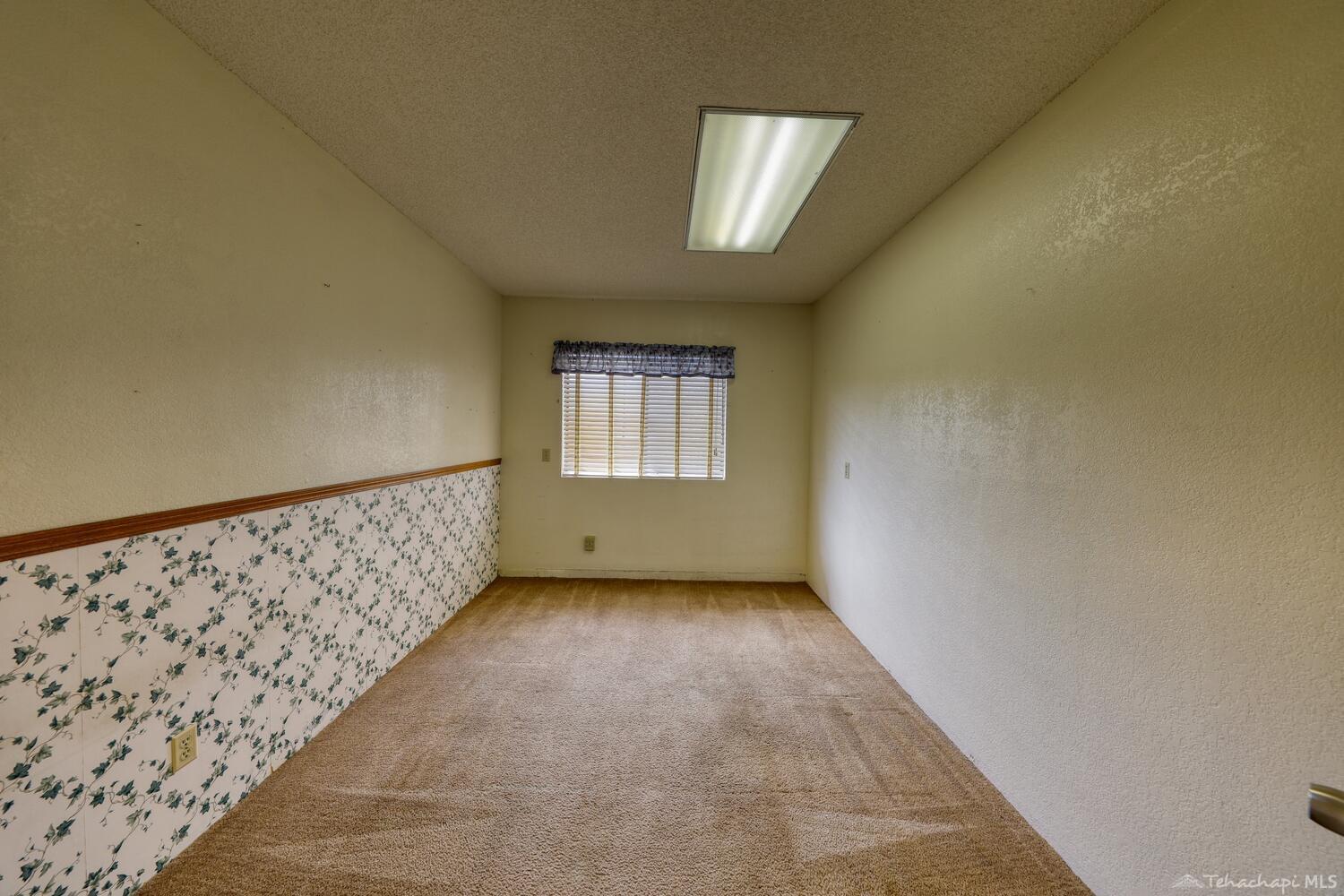 28901 North Lower Valley Road Tehachapi, CA 93561 - Photo 13 of 25 Gallery Image 13
