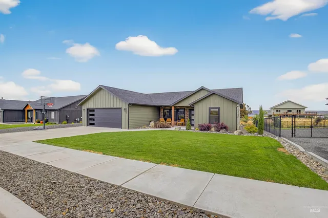 $495,000 | 2235 Powers Drive, Lewiston, ID 83501