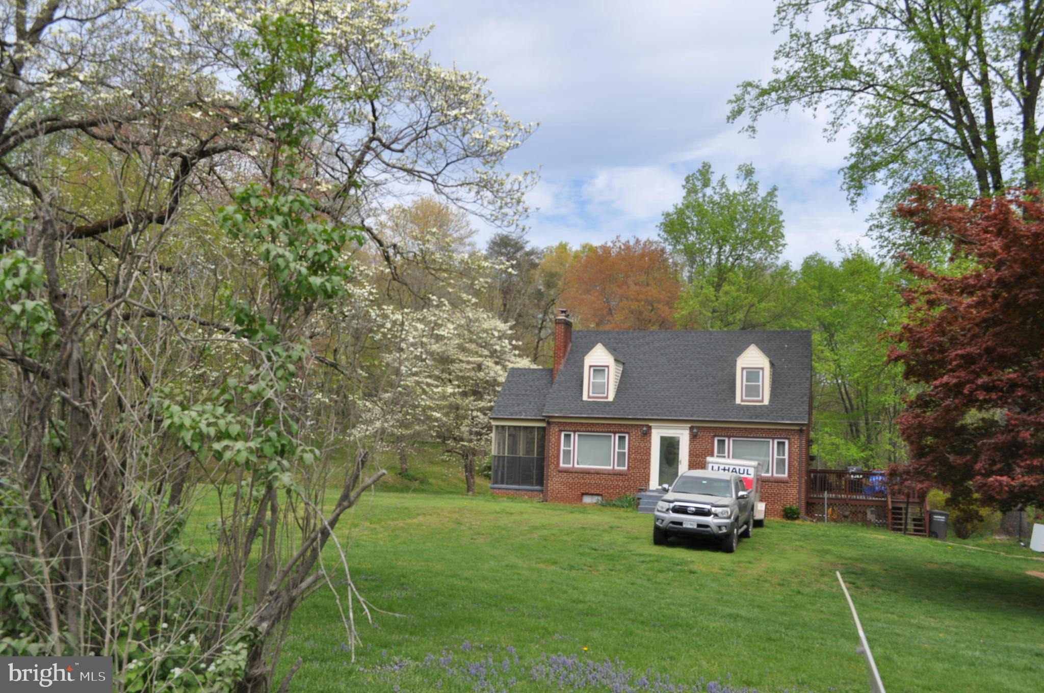 8231 Buckland Mill Road Gainesville, VA 20155 - Photo 1 of 44 Gallery Image 1
