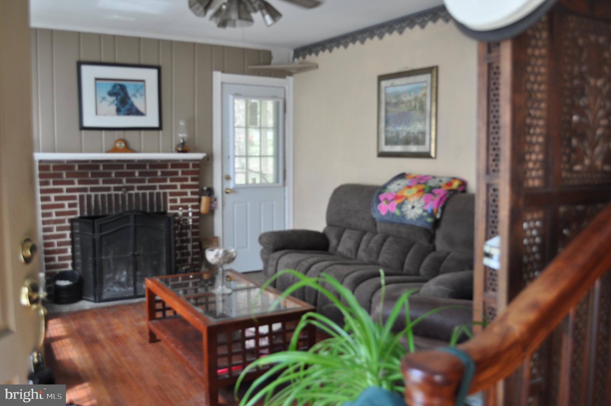 8231 Buckland Mill Road Gainesville, VA 20155 - Photo 2 of 44 Gallery Image 2