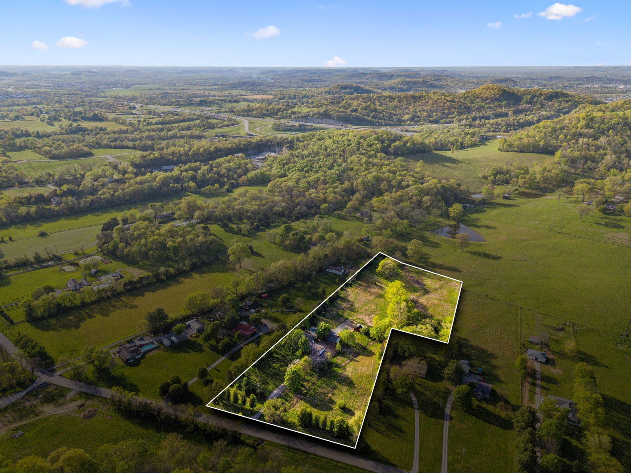4462 Harpeth School Road Franklin, TN 37064 - Photo 44 of 45 a view of a city