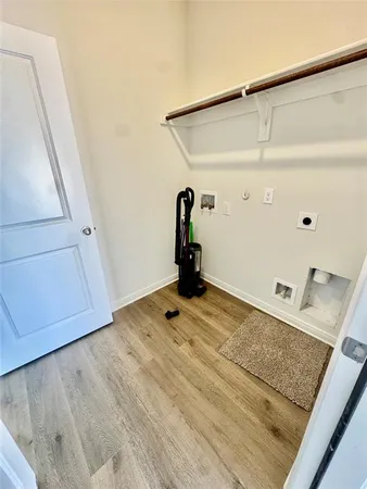 $2,300 | 430 Gib Woodall Drive, Venus, TX 76084