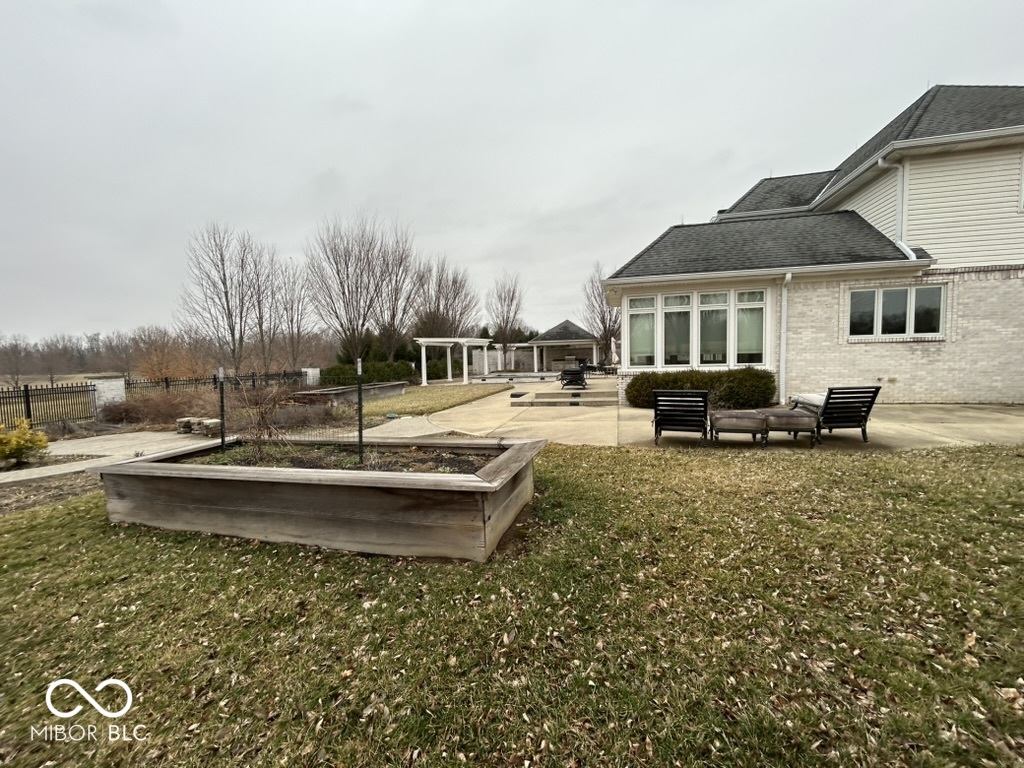 6757 West 900 South Edinburgh, IN 46124 - Photo 3 of 62