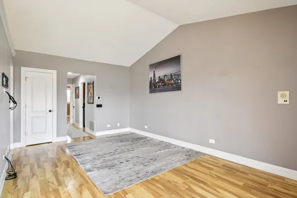 $240,000 | 8218 Cobblestone Drive, Unit 3D, Palos Hills, IL 60465