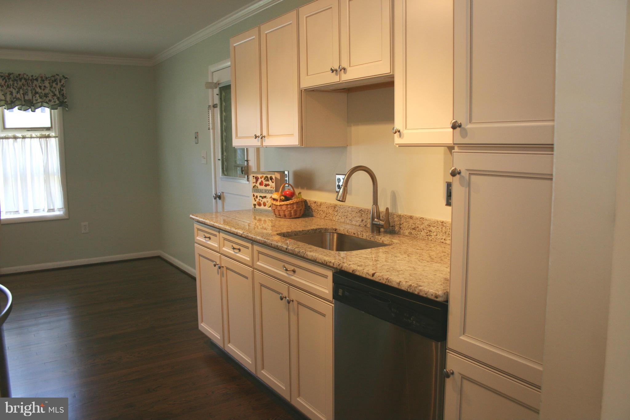 304 Beaumont Road Silver Spring, MD 20904 - Photo 9 of 26 Kitchen