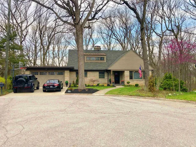 $879,000 | 320 Laurel Drive, West Lafayette, IN 47906