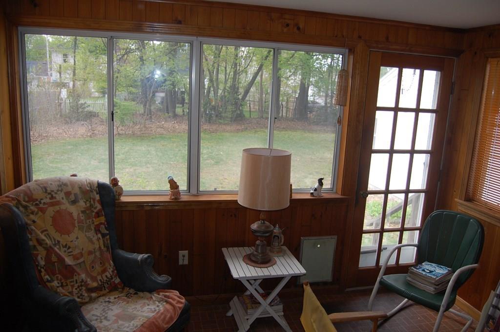 15 Valentine Road Framingham, MA 01702 - Photo 3 of 12 Gallery Image 3
