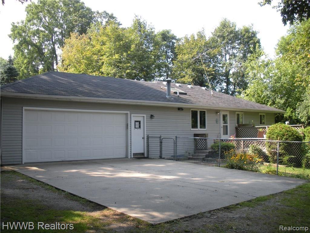 885 Beryl Court Rochester Hills, MI 48307 - Photo 3 of 30