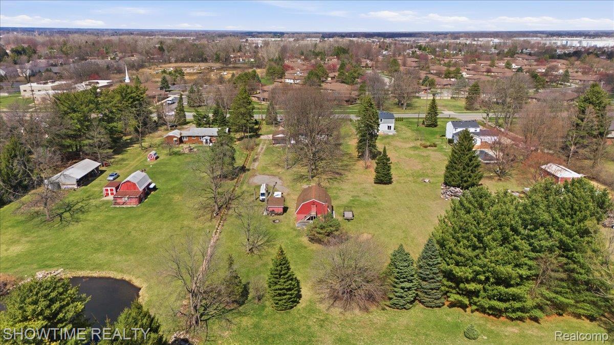 13912 22 Mile Road Utica, MI 48315 - Photo 46 of 58 56-Drone_003.jpg