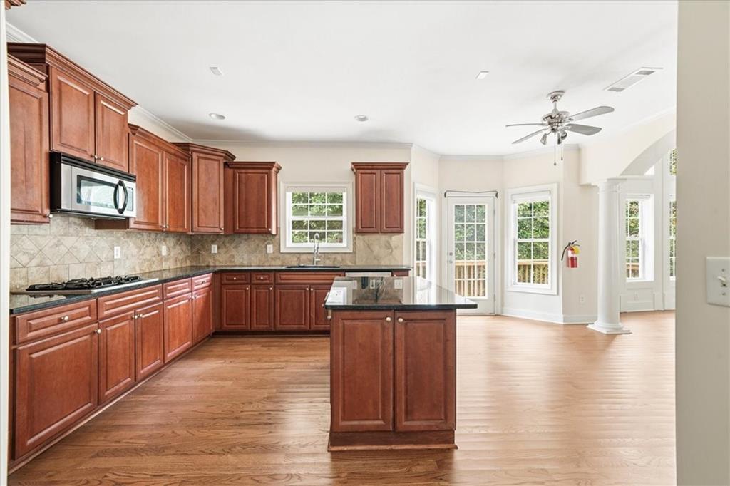 5691 Boreal Way Southwest Atlanta, GA 30331 - Photo 22 of 43 Gallery Image 22
