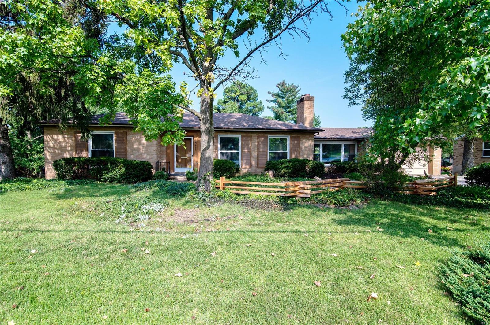 9851 Tesson Ferry Road St. Louis, MO 63123 - Photo 1 of 54