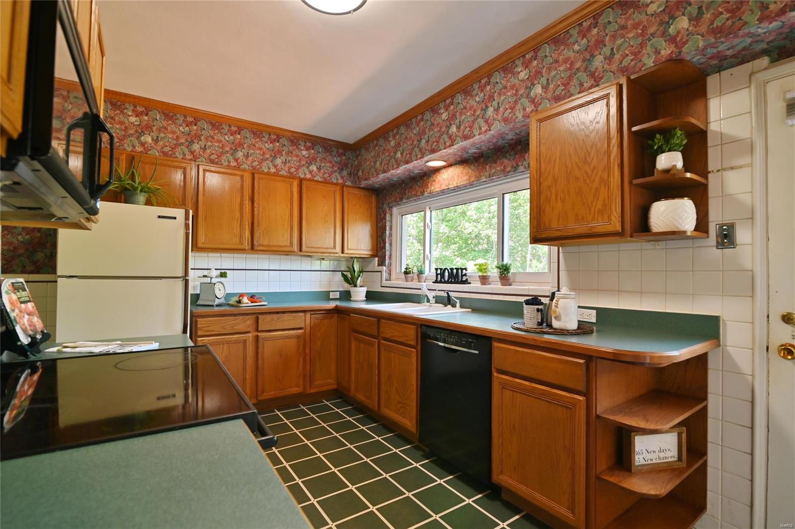 9851 Tesson Ferry Road St. Louis, MO 63123 - Photo 18 of 54