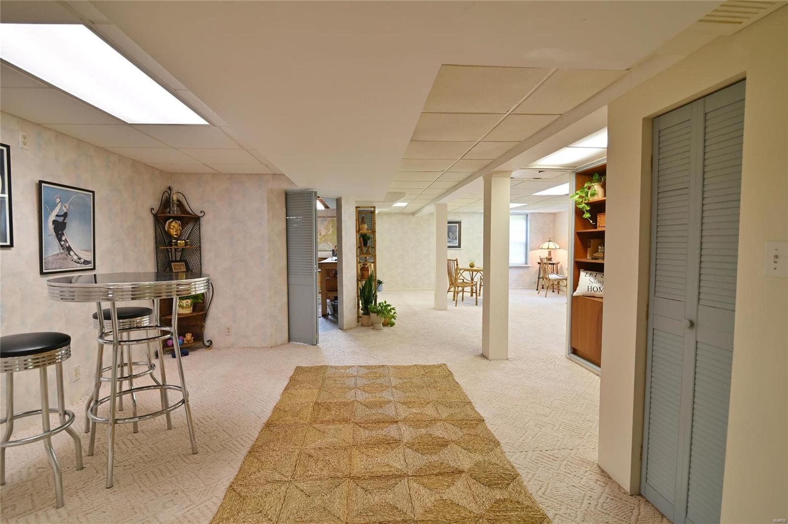 9851 Tesson Ferry Road St. Louis, MO 63123 - Photo 28 of 54