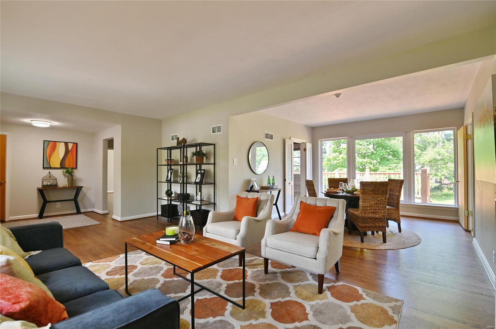 9851 Tesson Ferry Road St. Louis, MO 63123 - Photo 6 of 54