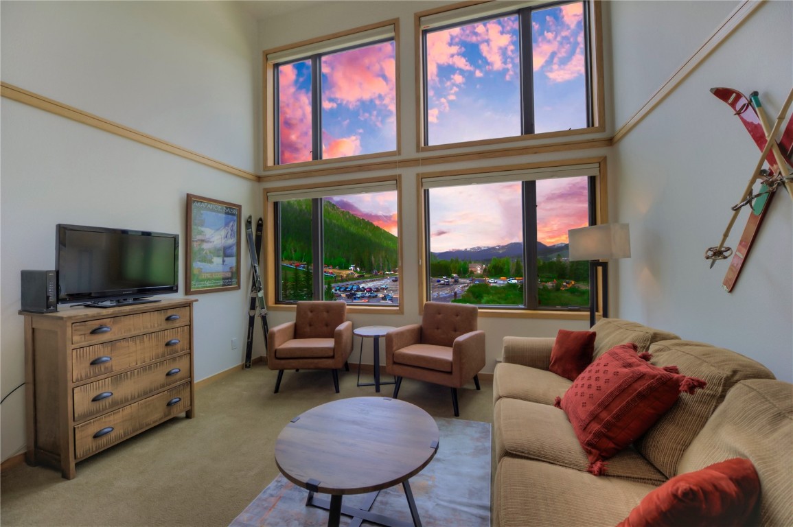 Amazing views of Buffalo Mountain from every corner of this condo!