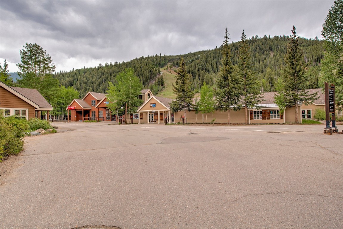 1211 West Keystone Road, Unit 2768 Keystone, CO 80435 - Photo 19 of 24 No need to fight I70 traffic. You are just steps away from the Mountain House base area! Roll out of bed and onto the slopes!