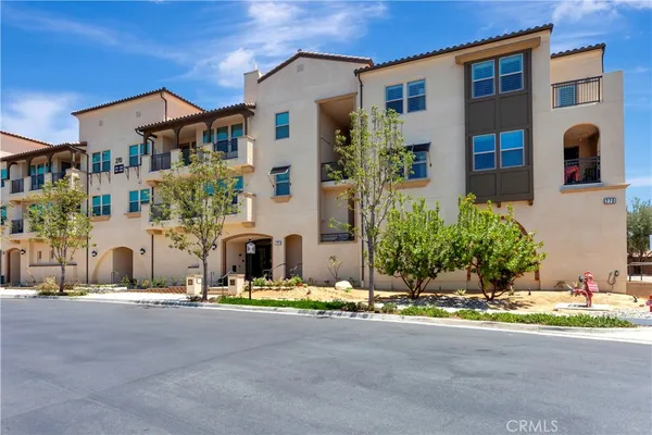 $898,000 | 270-301 Buena Vida Drive, Brea, CA 92823