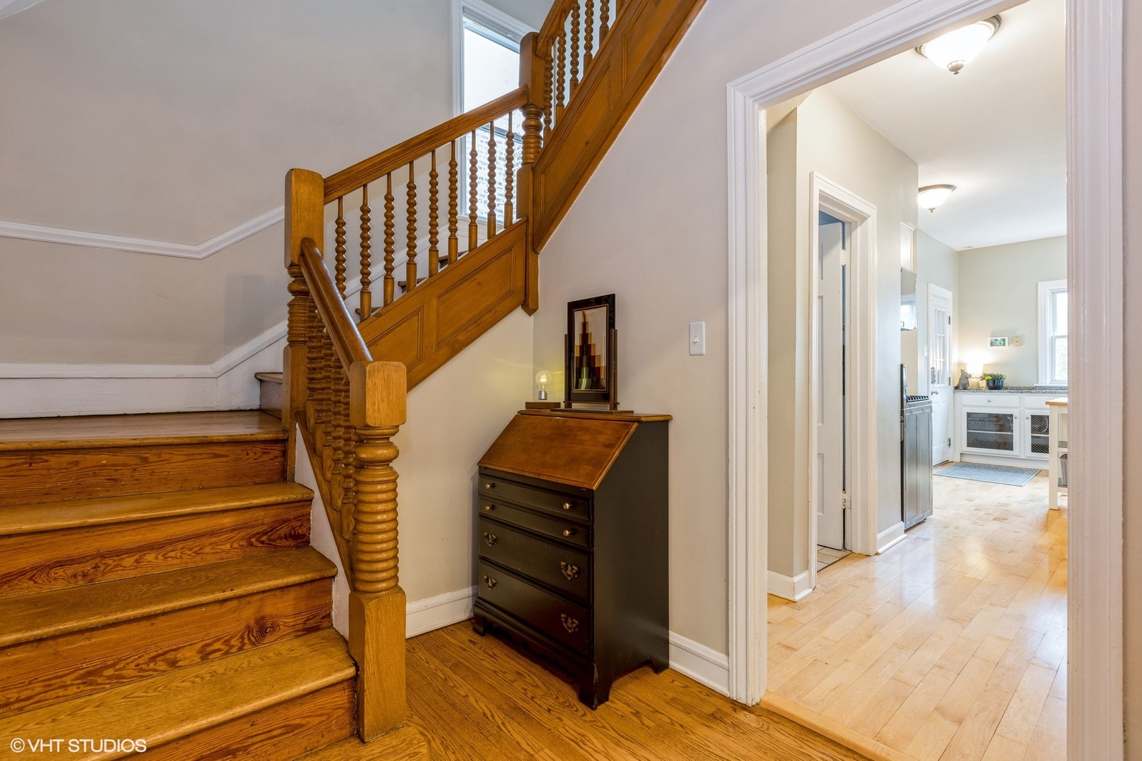 4039 North Harding Avenue Chicago, IL 60618 - Photo 10 of 30