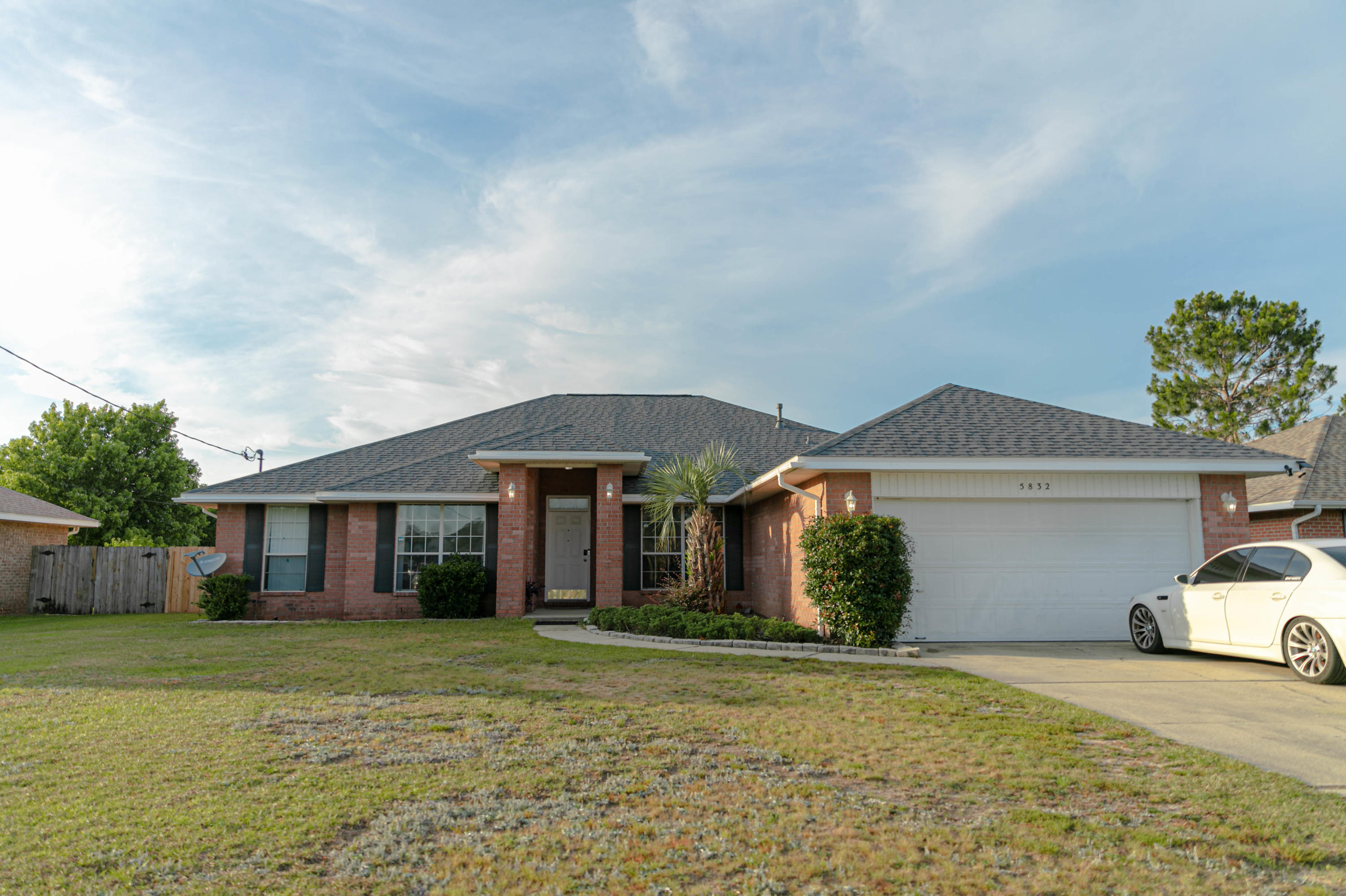 5832 Admirals Road Milton, FL 32583 - Photo 1 of 33 pig-8928