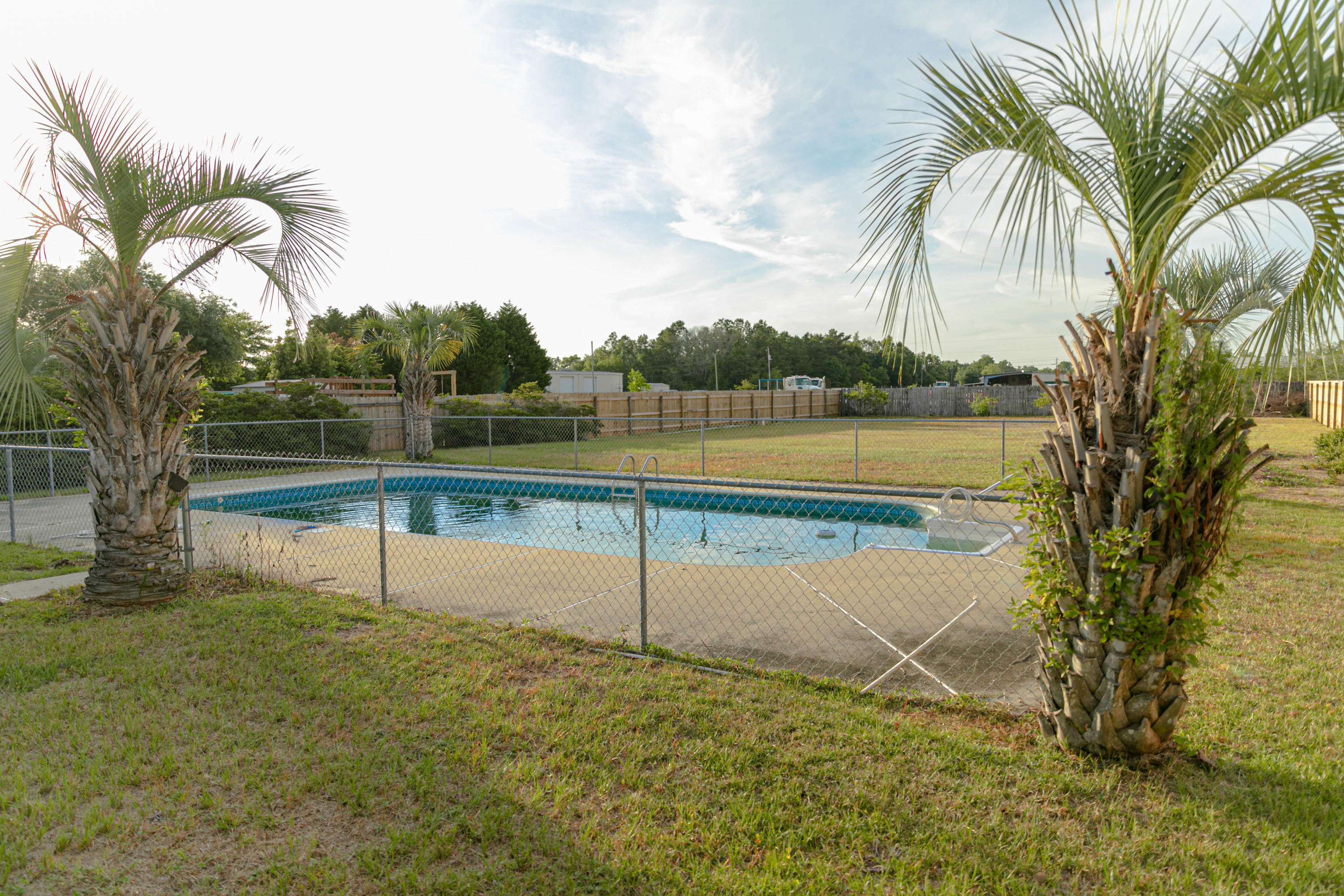 5832 Admirals Road Milton, FL 32583 - Photo 6 of 33 pig-8938