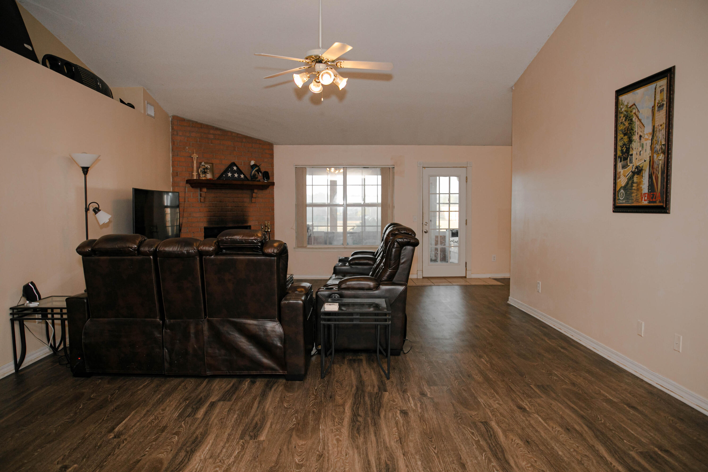 5832 Admirals Road Milton, FL 32583 - Photo 9 of 33 pig-8959