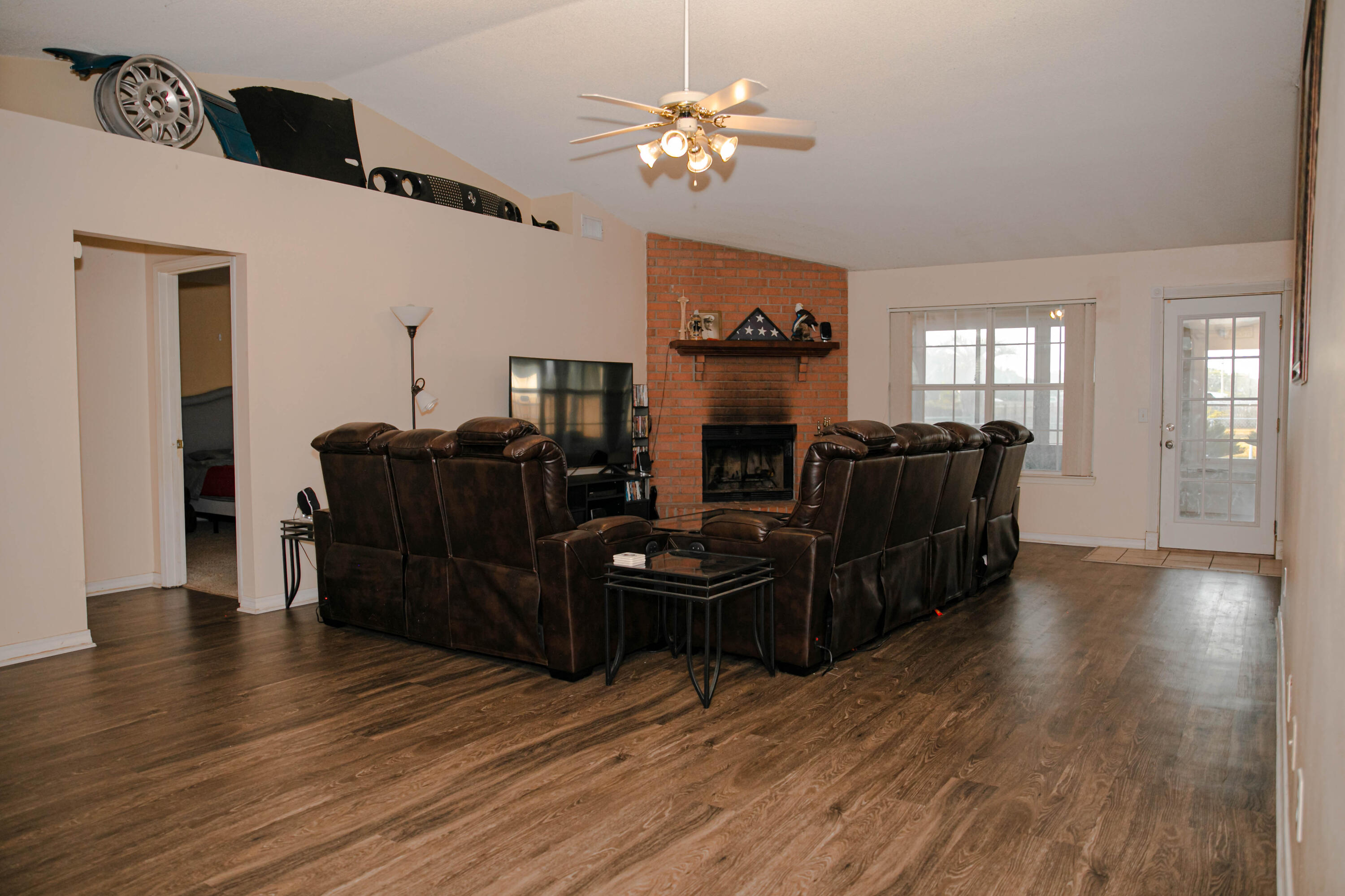 5832 Admirals Road Milton, FL 32583 - Photo 10 of 33 pig-8963