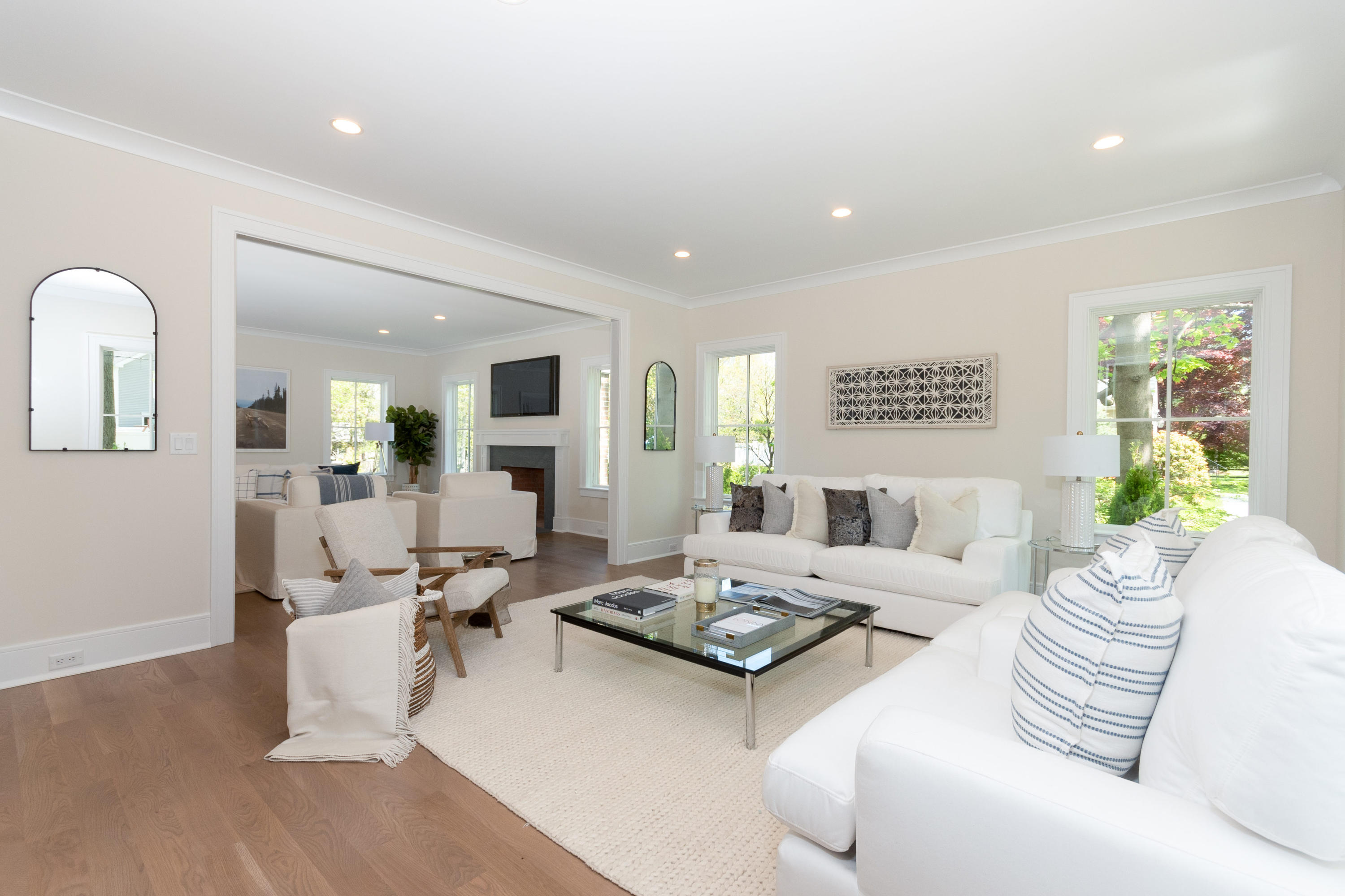 113 Hollow Tree Ridge Road Darien, CT 06820 - Photo 19 of 48 a living room with furniture