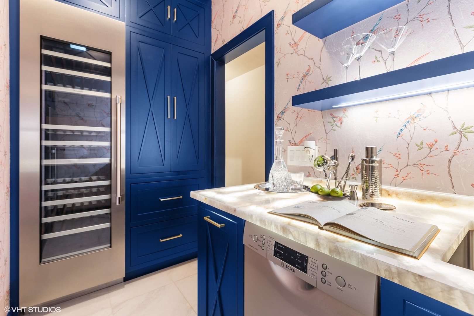 222 East Chestnut Street, Unit 8A Chicago, IL 60611 - Photo 21 of 41 a bathroom with a sink and a mirror