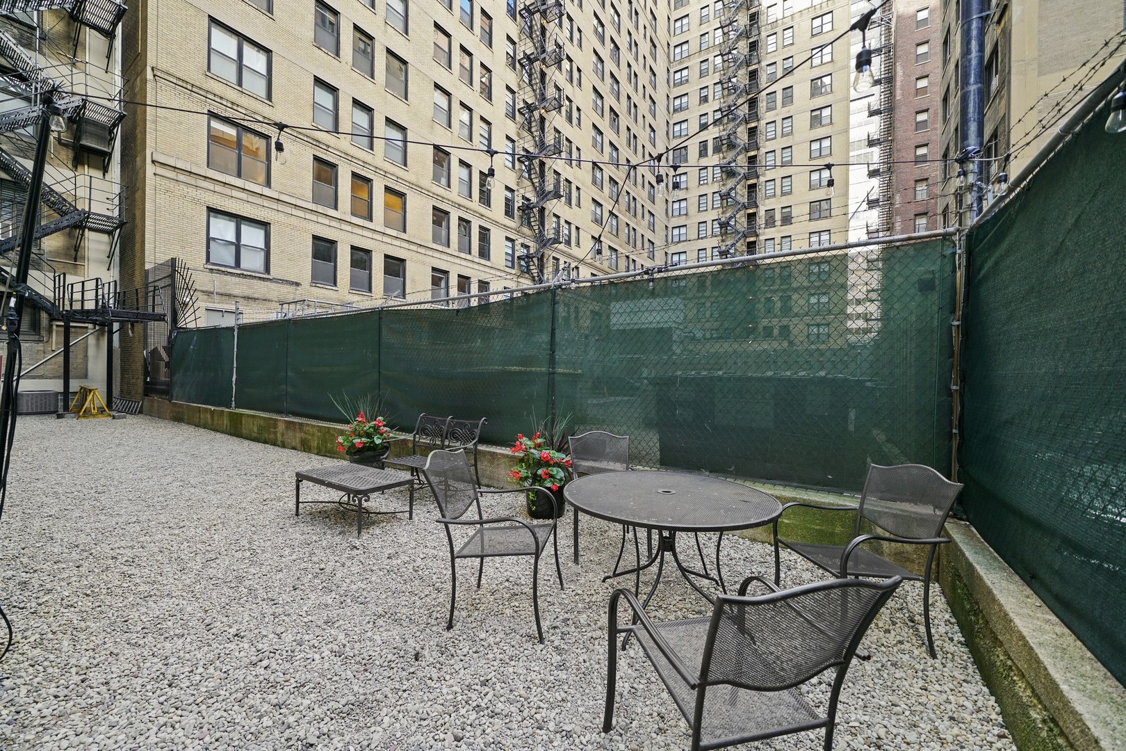 222 East Chestnut Street, Unit 8A Chicago, IL 60611 - Photo 41 of 41