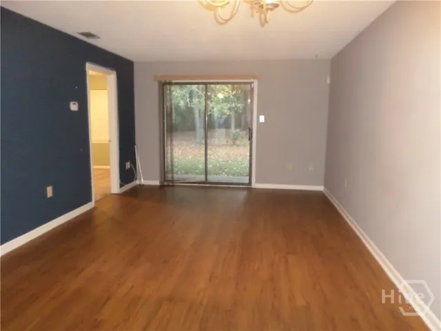 $1,600 | 29 Colony Park Drive, Savannah, GA 31406