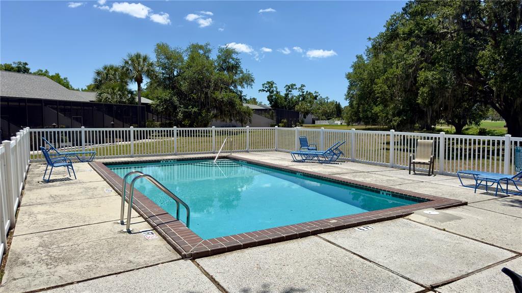 335 Bobby Jones Road, Unit 335 Sarasota, FL 34232 - Photo 2 of 16 a view of a backyard with a patio