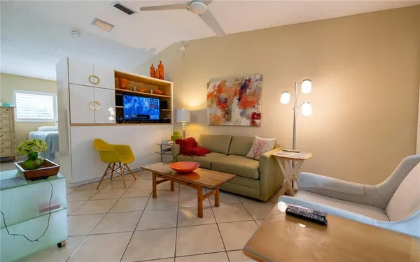 $1,600 | 335 Bobby Jones Road, Unit 335, Sarasota, FL 34232