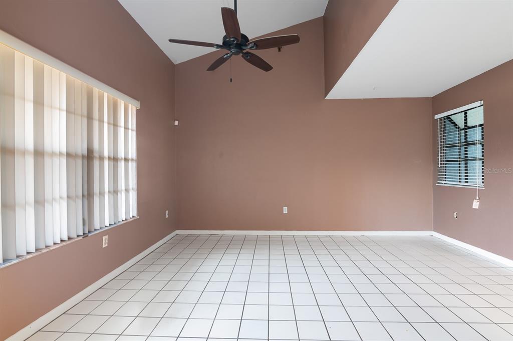 4352 Southwest 20th Lane Gainesville, FL 32607 - Photo 7 of 27 Gallery Image 7