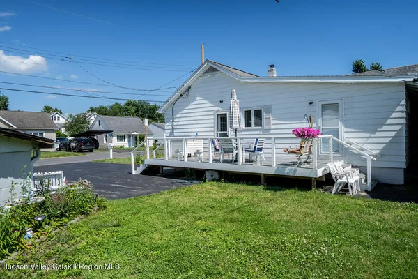 $395,000 | 101 Hinsdale Street, Kingston, NY 12401