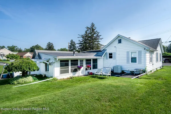 $395,000 | 101 Hinsdale Street, Kingston, NY 12401