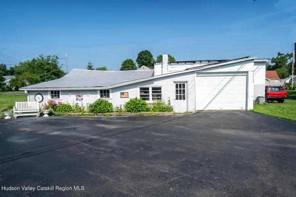 $395,000 | 101 Hinsdale Street, Kingston, NY 12401