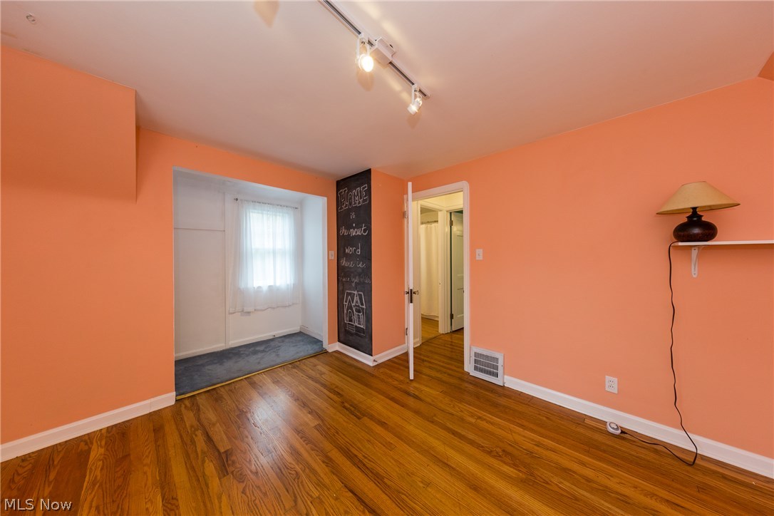 1191 Sylvania Road Cleveland Heights, OH 44121 - Photo 17 of 25