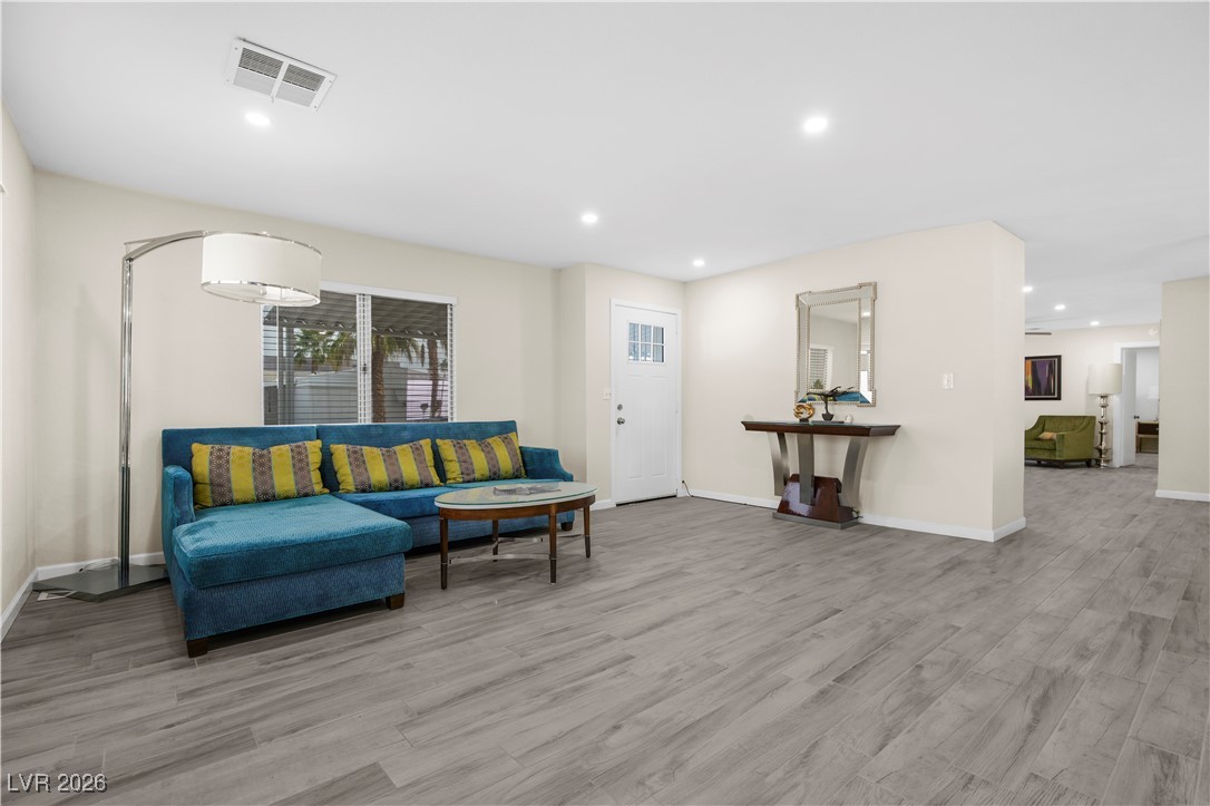 4955 Ridge Avenue Las Vegas, NV 89103 - Photo 13 of 39