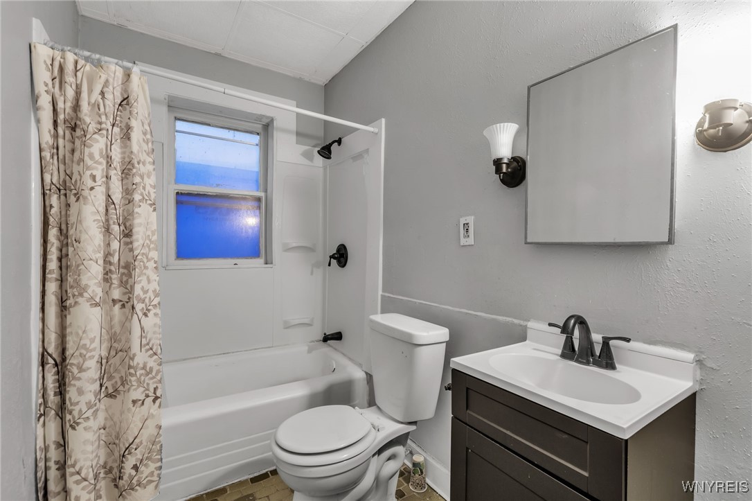 946 Main Street, Unit 3 Buffalo, NY 14202 - Photo 15 of 18