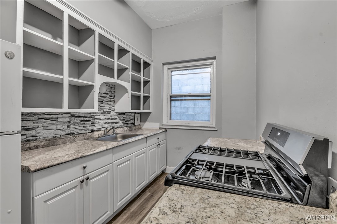 946 Main Street, Unit 3 Buffalo, NY 14202 - Photo 3 of 18