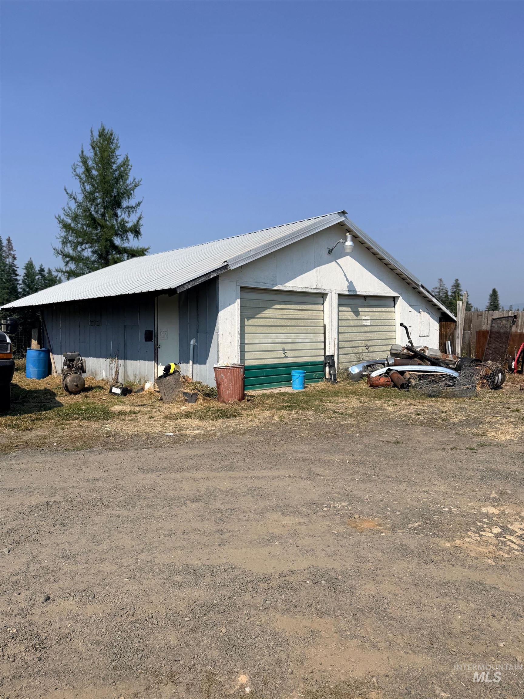 126 Aitken Road Weippe, ID 83553 - Photo 36 of 39 Detached garage