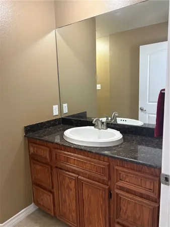 $1,650 | 915 Flour Bluff Drive, Corpus Christi, TX 78418